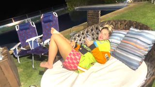 Virginia Fonseca feet photo thumbnail