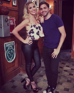 Virginia Gallardo feet photo 3