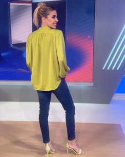 Virginia Gallardo feet photo 1