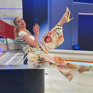 Virginia Gallardo feet photo 19