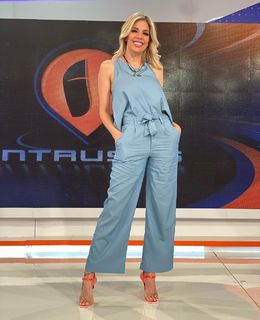 Virginia Gallardo feet photo 6