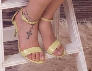 Virginia Gallardo feet photo 20