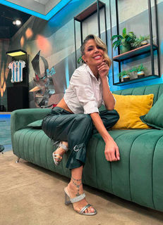 Virginia Gallardo feet photo 10