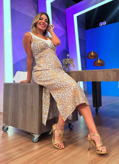 Virginia Gallardo feet photo 17