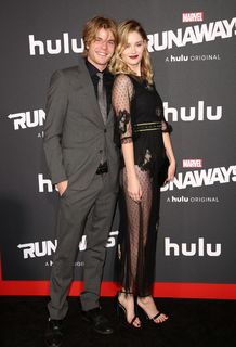 Virginia Gardner feet photo thumbnail