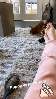 Virginia Gardner feet photo thumbnail