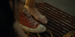 Virginia Gardner feet photo thumbnail