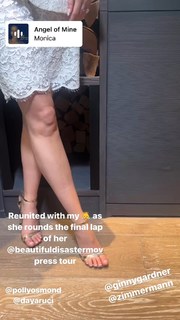 Virginia Gardner feet photo thumbnail