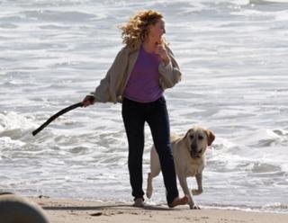 Virginia Madsen feet photo thumbnail