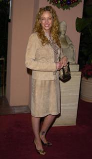 Virginia Madsen feet photo thumbnail