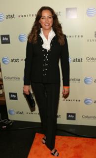 Virginia Madsen feet photo thumbnail