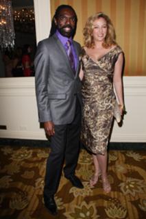 Virginia Madsen feet photo thumbnail