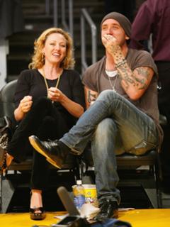 Virginia Madsen feet photo thumbnail