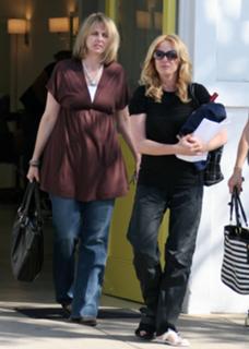 Virginia Madsen feet photo thumbnail