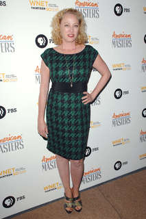 Virginia Madsen feet photo thumbnail