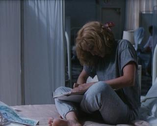 Virginia Madsen feet photo thumbnail