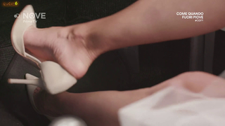 Virginia Raffaele feet photo thumbnail