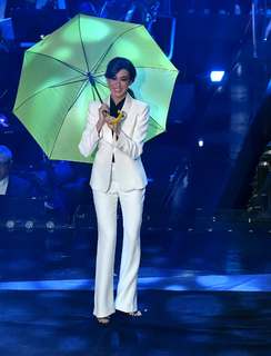 Virginia Raffaele feet photo thumbnail