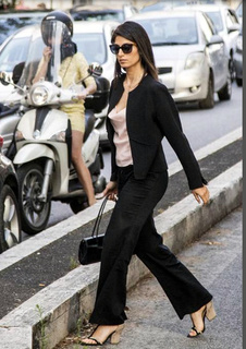 Virginia Raggi feet photo thumbnail