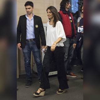 Virginia Raggi feet photo thumbnail