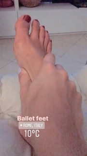 Virginia Tomarchio feet photo 6