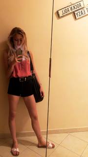 Virginia Tomarchio feet photo 11