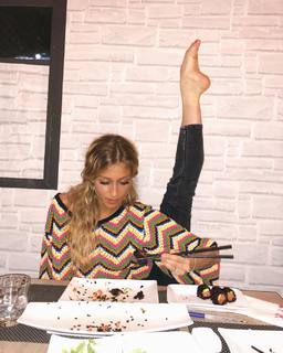 Virginia Tomarchio feet photo 9