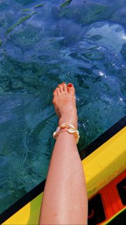 Virginia Tomarchio feet photo 15