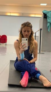 Virginia Tomarchio feet photo 20