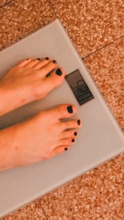 Virginia Tomarchio feet photo 17