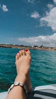 Virginia Tomarchio feet photo 5