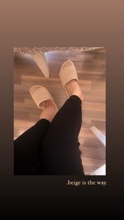Virginia Tomarchio feet photo 4