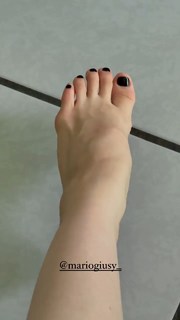 Virginia Tomarchio feet photo 18