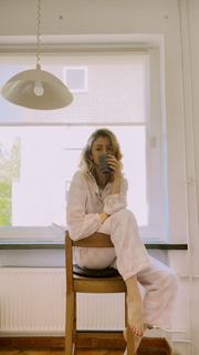 Virginia Tomarchio feet photo 9