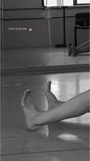 Virginia Tomarchio feet photo 11