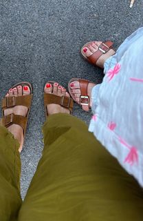Virginie Hocq feet photo 1
