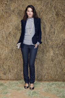 Virginie Ledoyen feet photo thumbnail