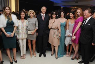 Virginie Ledoyen feet photo thumbnail