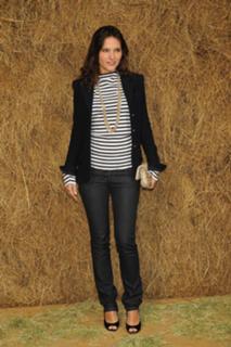 Virginie Ledoyen feet photo thumbnail