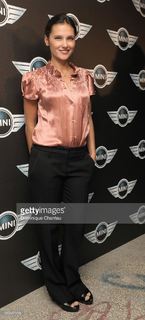 Virginie Ledoyen feet photo thumbnail