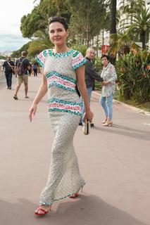 Virginie Ledoyen feet photo thumbnail