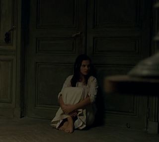 Virginie Ledoyen feet photo thumbnail