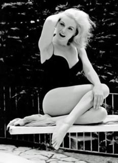 Virna Lisi feet photo 16