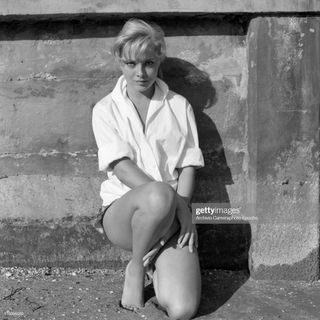 Virna Lisi feet photo 10