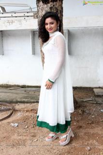 Vishnupriya feet photo 3