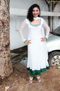 Vishnupriya feet photo 20