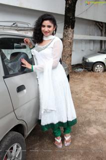 Vishnupriya feet photo 19