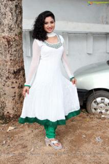 Vishnupriya feet photo 17