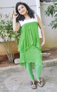 Vishnupriya feet photo 4