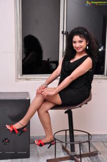 Vishnupriya feet photo 18